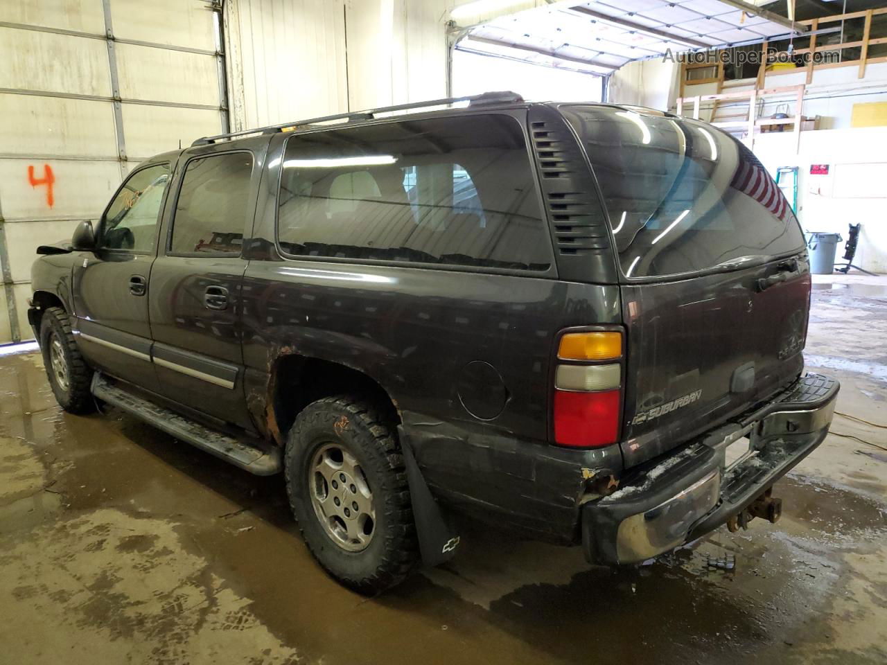 2005 Chevrolet Suburban C1500 Gray vin: 3GNEC16Z35G127960