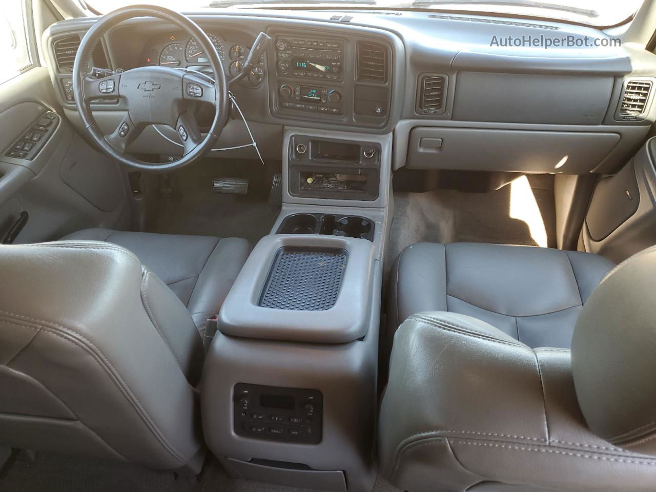 2005 Chevrolet Suburban C1500 Silver vin: 3GNEC16Z45G194101