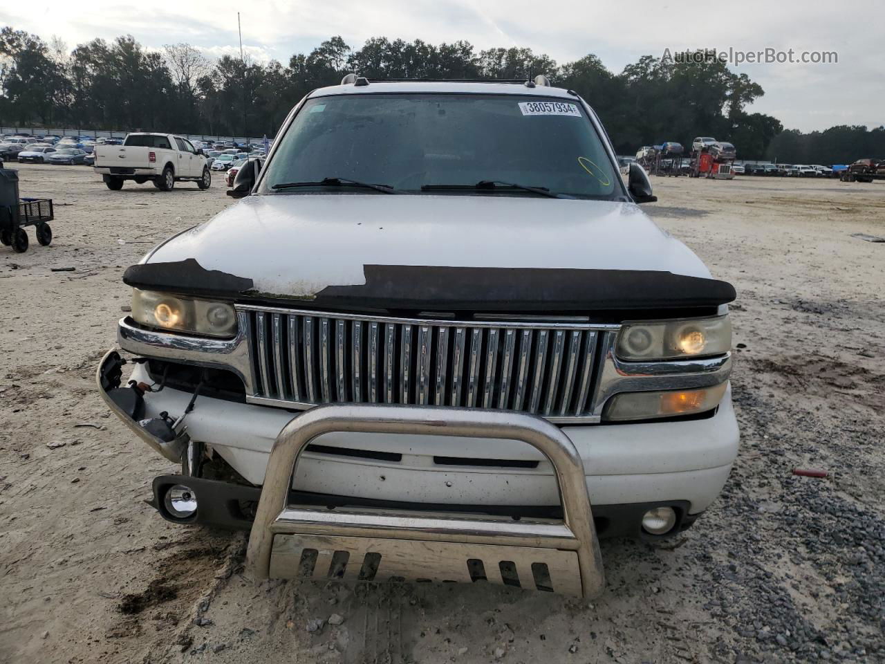 2005 Chevrolet Suburban C1500 Белый vin: 3GNEC16Z55G256105