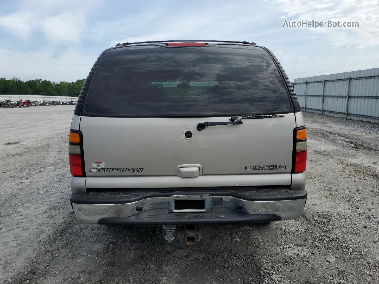 2005 Chevrolet Suburban C1500 Silver vin: 3GNEC16Z65G209066