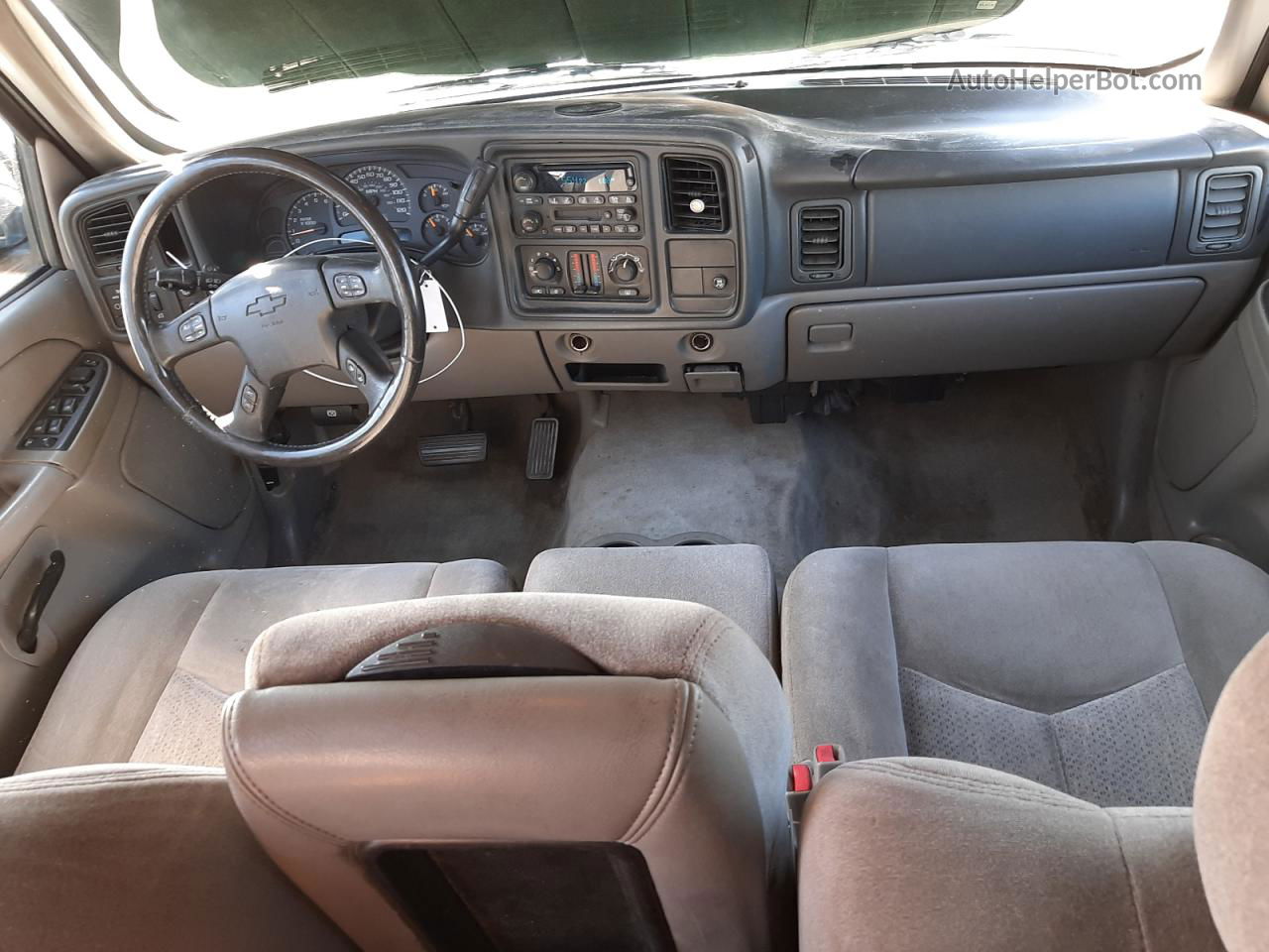 2005 Chevrolet Suburban C1500 Черный vin: 3GNEC16Z75G235403