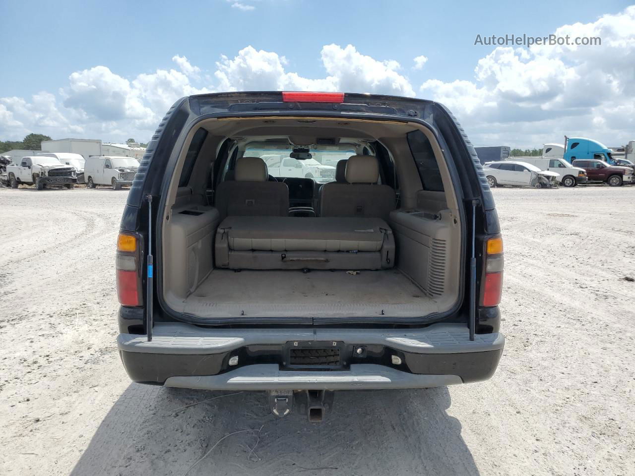 2005 Chevrolet Suburban C1500 Black vin: 3GNEC16Z75G257983