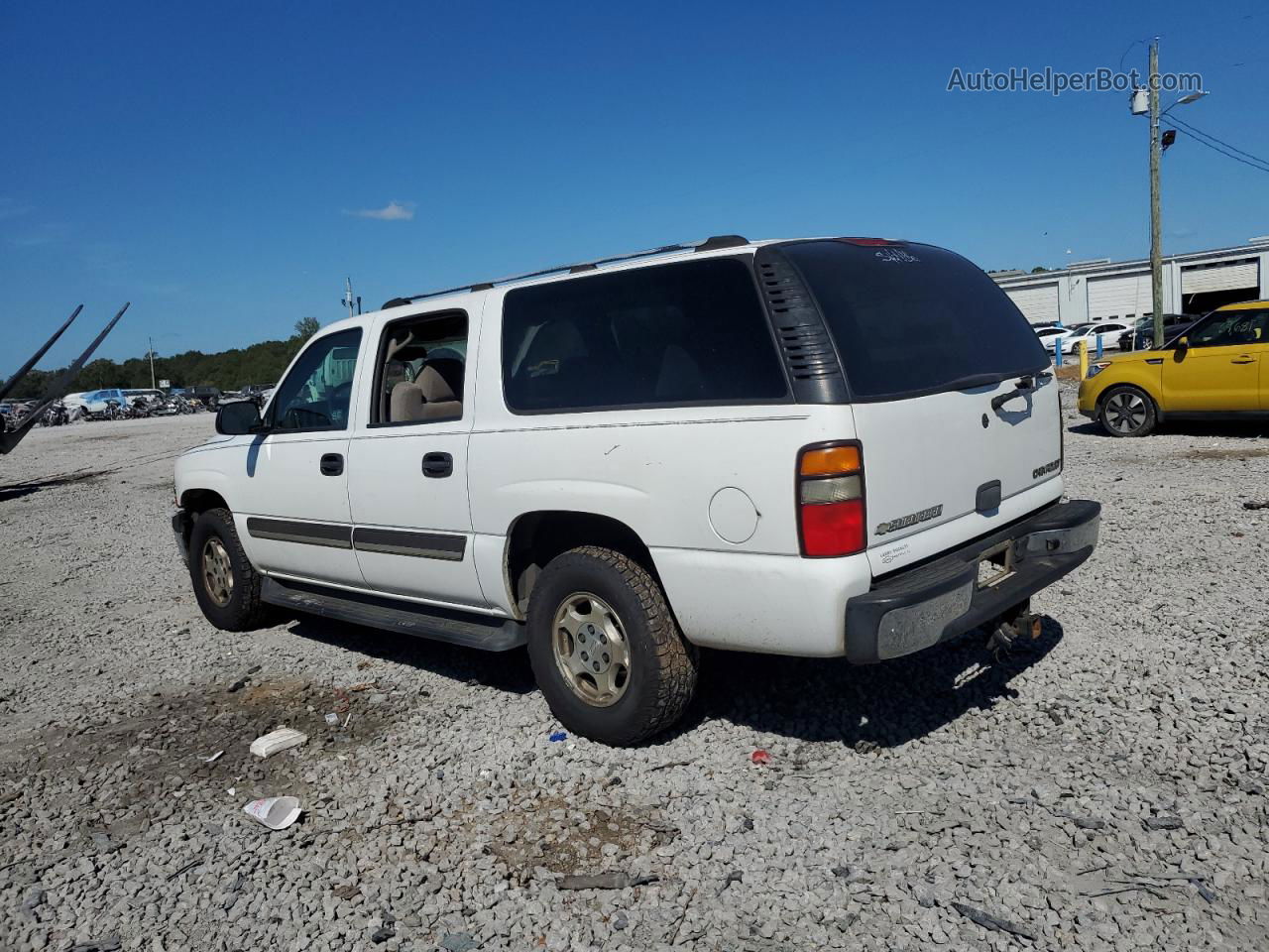 2005 Chevrolet Suburban C1500 White vin: 3GNEC16Z85G196692