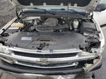 2005 Chevrolet Suburban C1500 Белый vin: 3GNEC16ZX5G103333