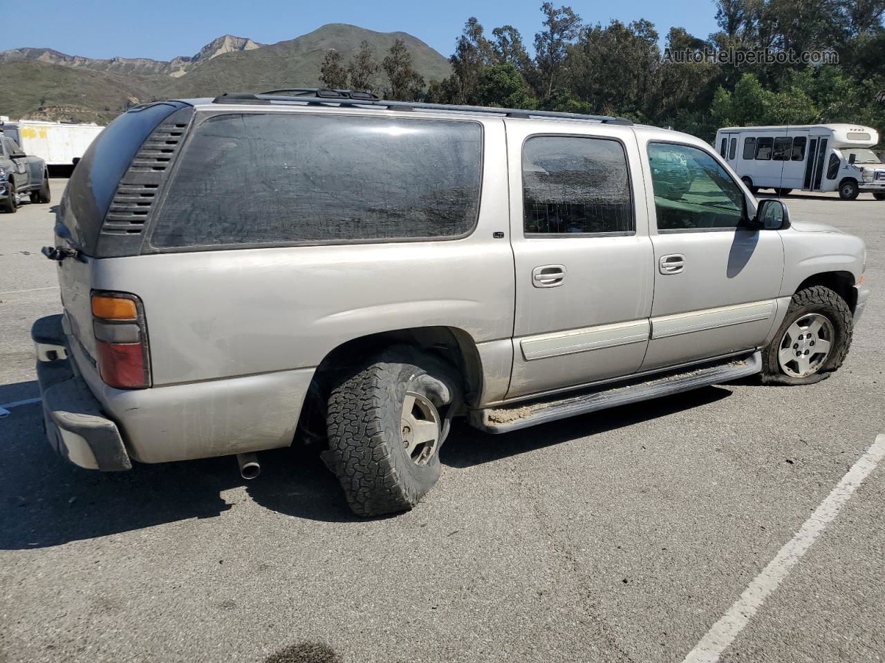 2005 Chevrolet Suburban C1500 Tan vin: 3GNEC16ZX5G204436