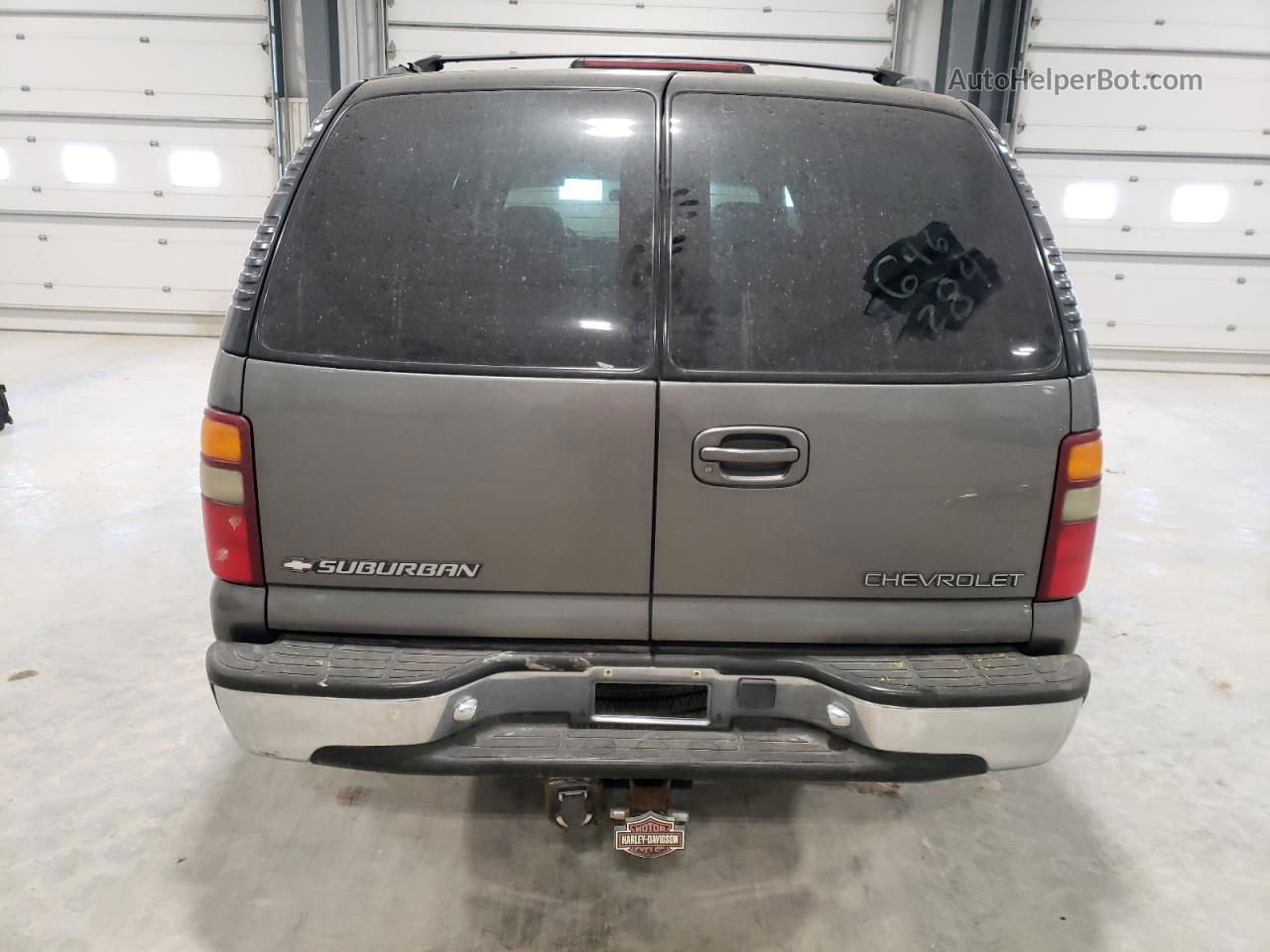 2000 Chevrolet Suburban K1500 Gray vin: 3GNFK16T0YG155965