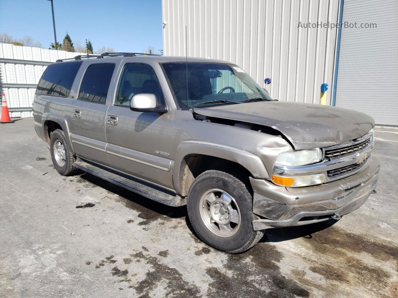 2000 Chevrolet Suburban K1500 Gold vin: 3GNFK16T2YG123373