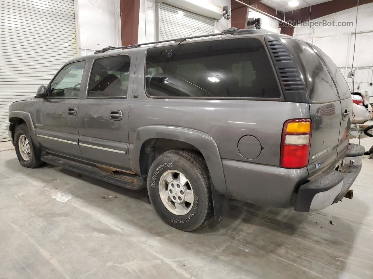 2000 Chevrolet Suburban Gray vin: 3GNFK16T2YH127763