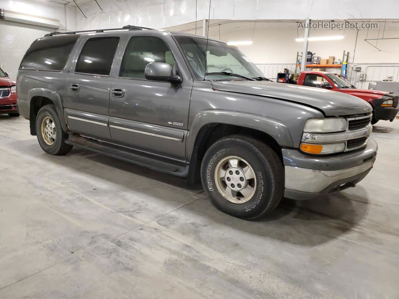 2000 Chevrolet Suburban Gray vin: 3GNFK16T2YH127763