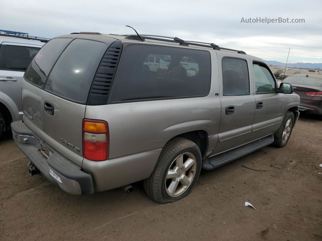 2000 Chevrolet Suburban K1500 Tan vin: 3GNFK16T5YG159445