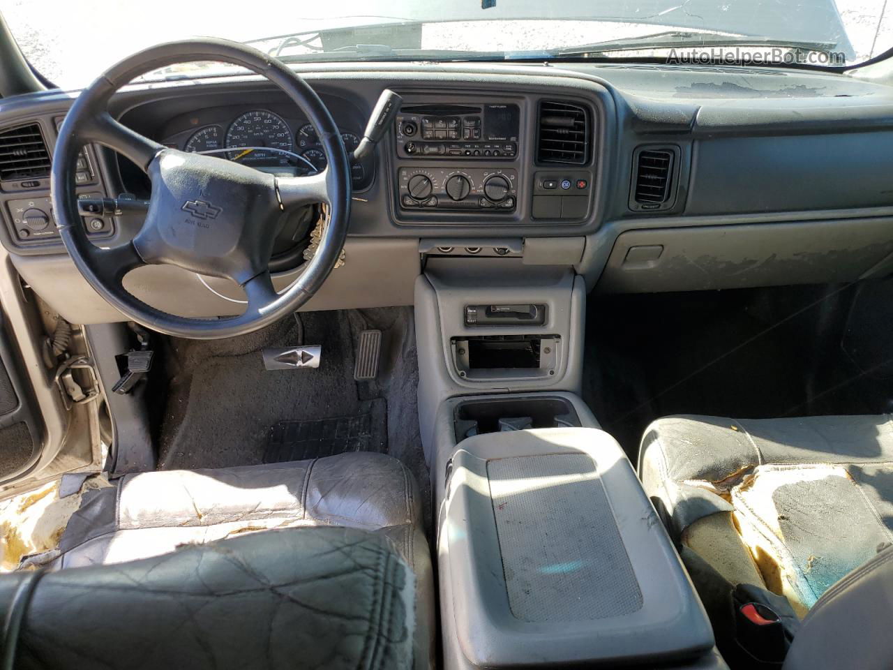 2000 Chevrolet Suburban K1500 Золотой vin: 3GNFK16T7YG219290