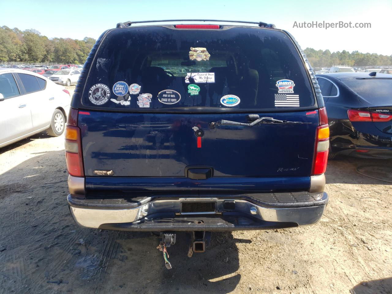 2000 Chevrolet Suburban K1500 Burgundy vin: 3GNFK16T9YG142874