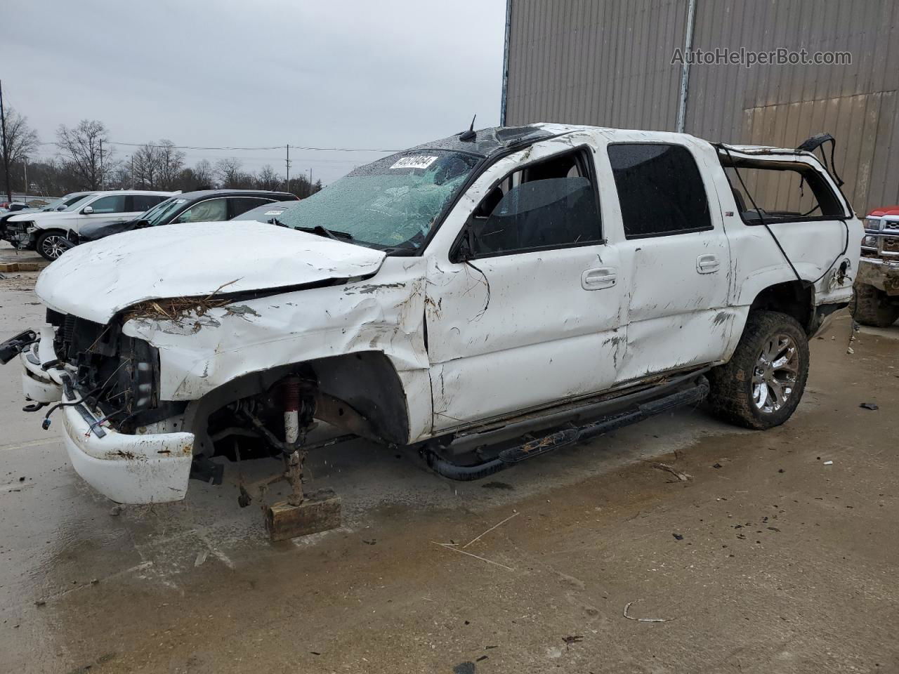 2005 Chevrolet Suburban K1500 White vin: 3GNFK16Z05G153794