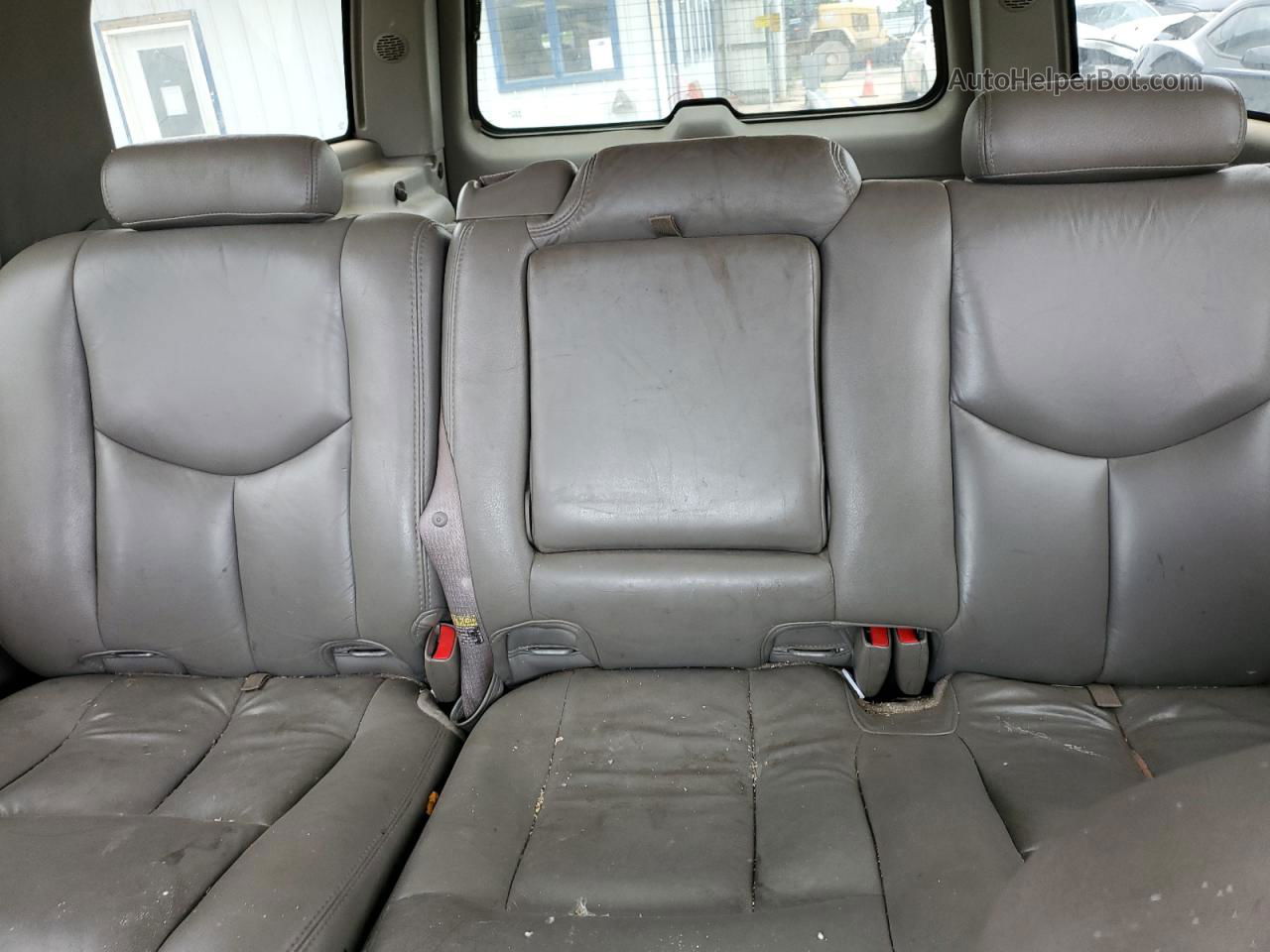 2005 Chevrolet Suburban K1500 Серый vin: 3GNFK16Z05G184771