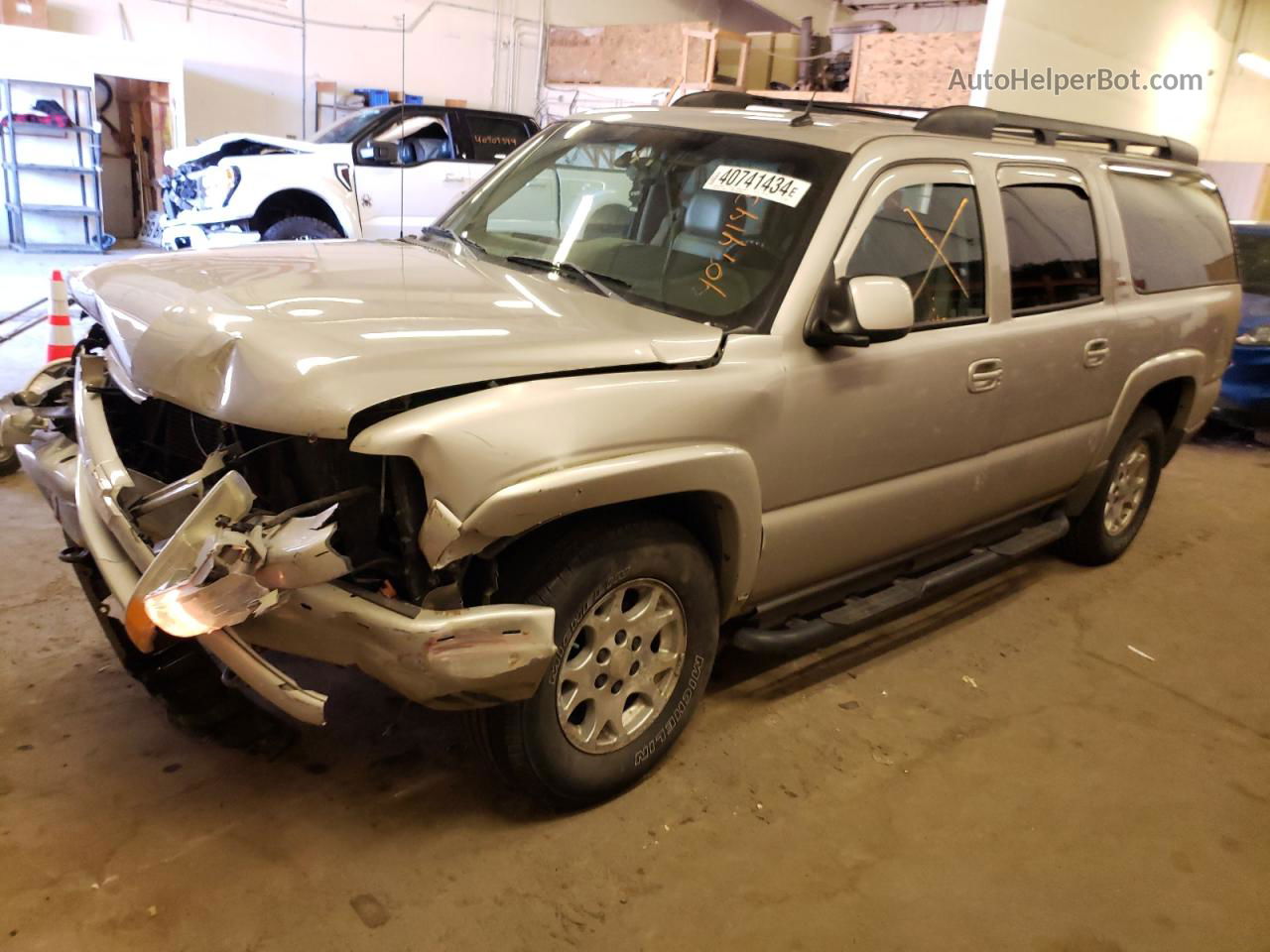 2005 Chevrolet Suburban K1500 Tan vin: 3GNFK16Z15G266881