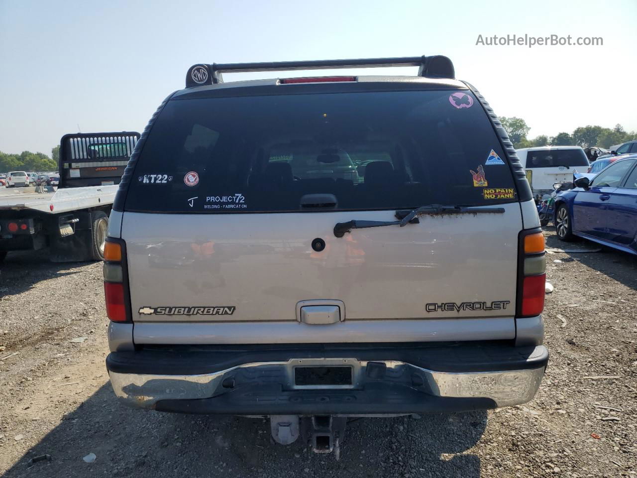 2005 Chevrolet Suburban K1500 Beige vin: 3GNFK16Z25G243500