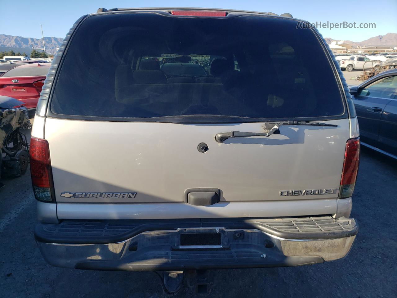 2005 Chevrolet Suburban K1500 Beige vin: 3GNFK16Z35G178818