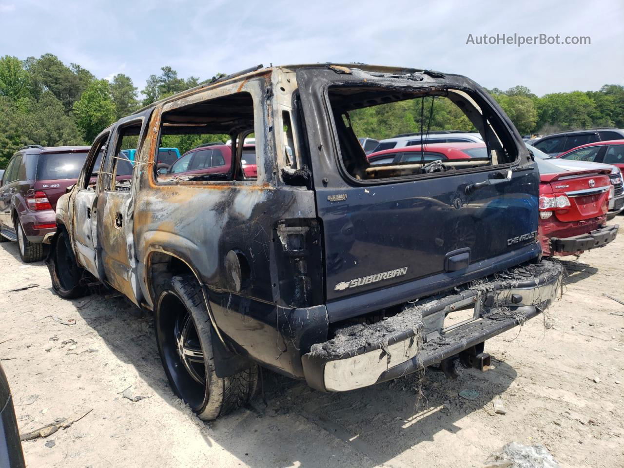 2005 Chevrolet Suburban K1500 Burn vin: 3GNFK16Z35G262590