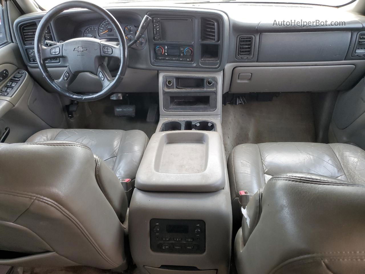 2005 Chevrolet Suburban K1500 White vin: 3GNFK16Z45G189892