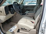 2005 Chevrolet Suburban K1500 White vin: 3GNFK16Z45G195322