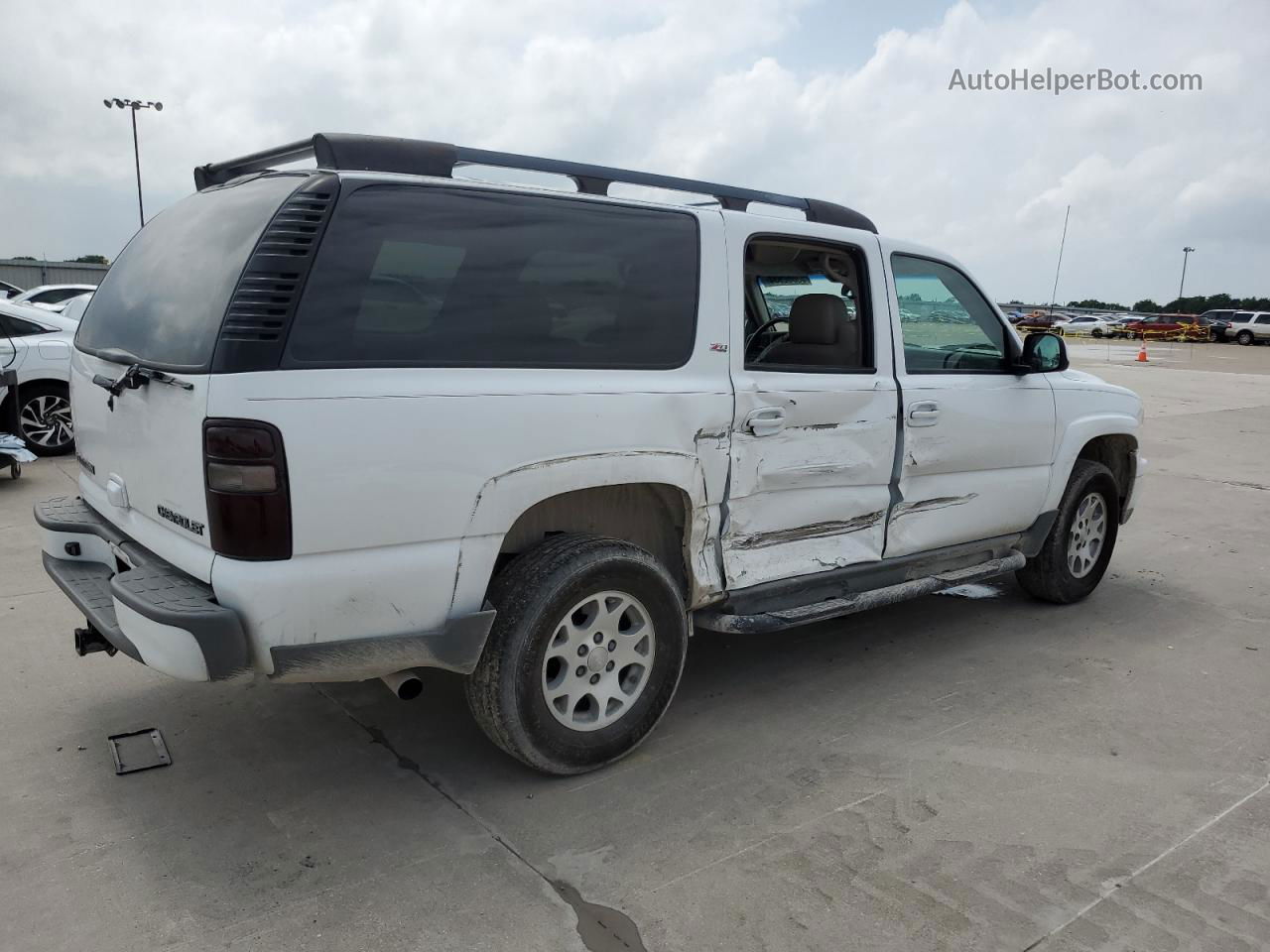 2005 Chevrolet Suburban K1500 White vin: 3GNFK16Z45G195322