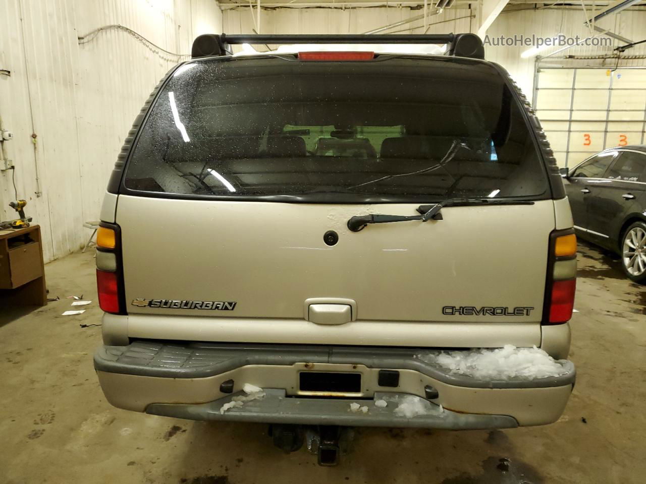 2005 Chevrolet Suburban K1500 Silver vin: 3GNFK16Z65G128561