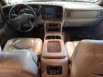 2005 Chevrolet Suburban K1500 White vin: 3GNFK16Z65G164895