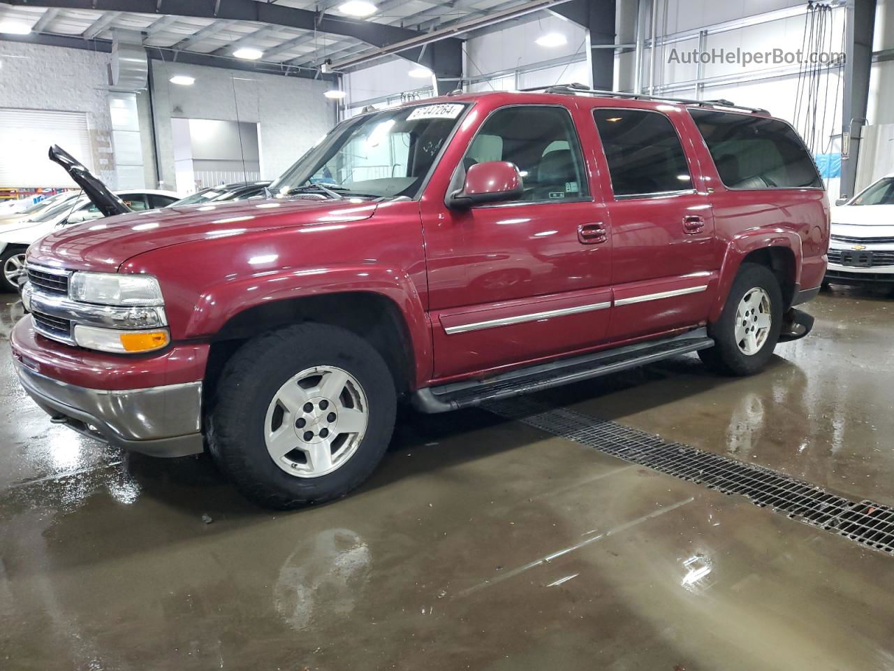 2005 Chevrolet Suburban K1500 Red vin: 3GNFK16Z65G231009