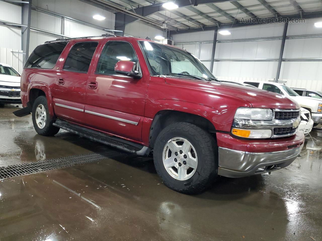 2005 Chevrolet Suburban K1500 Red vin: 3GNFK16Z65G231009