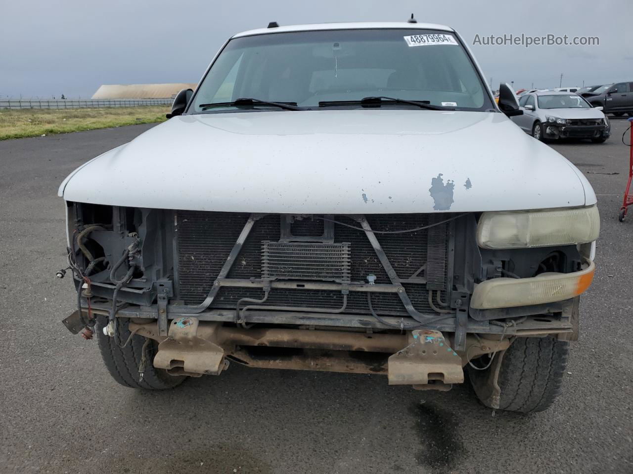 2005 Chevrolet Suburban K1500 White vin: 3GNFK16Z75G142548