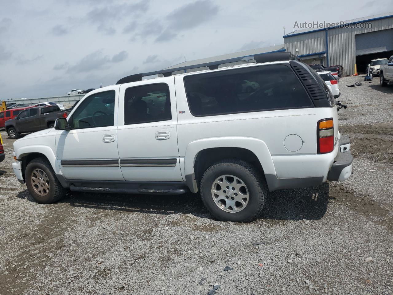 2005 Chevrolet Suburban K1500 White vin: 3GNFK16Z85G101510