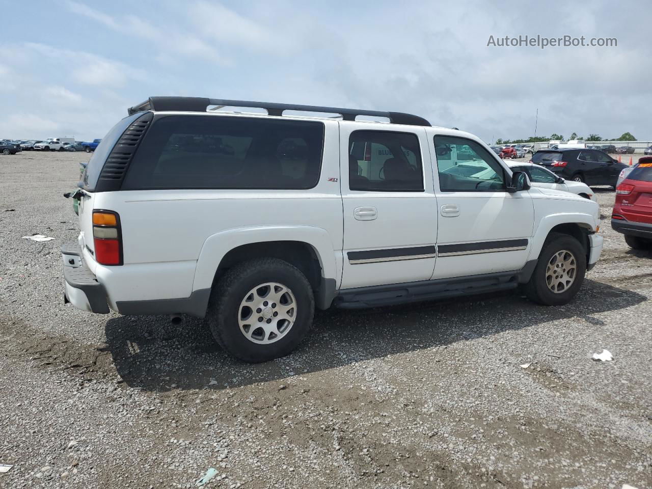 2005 Chevrolet Suburban K1500 White vin: 3GNFK16Z85G101510