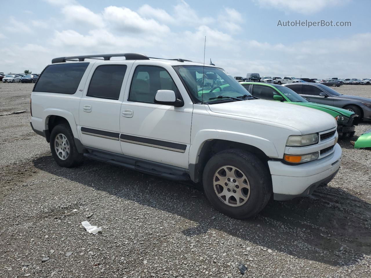 2005 Chevrolet Suburban K1500 White vin: 3GNFK16Z85G101510