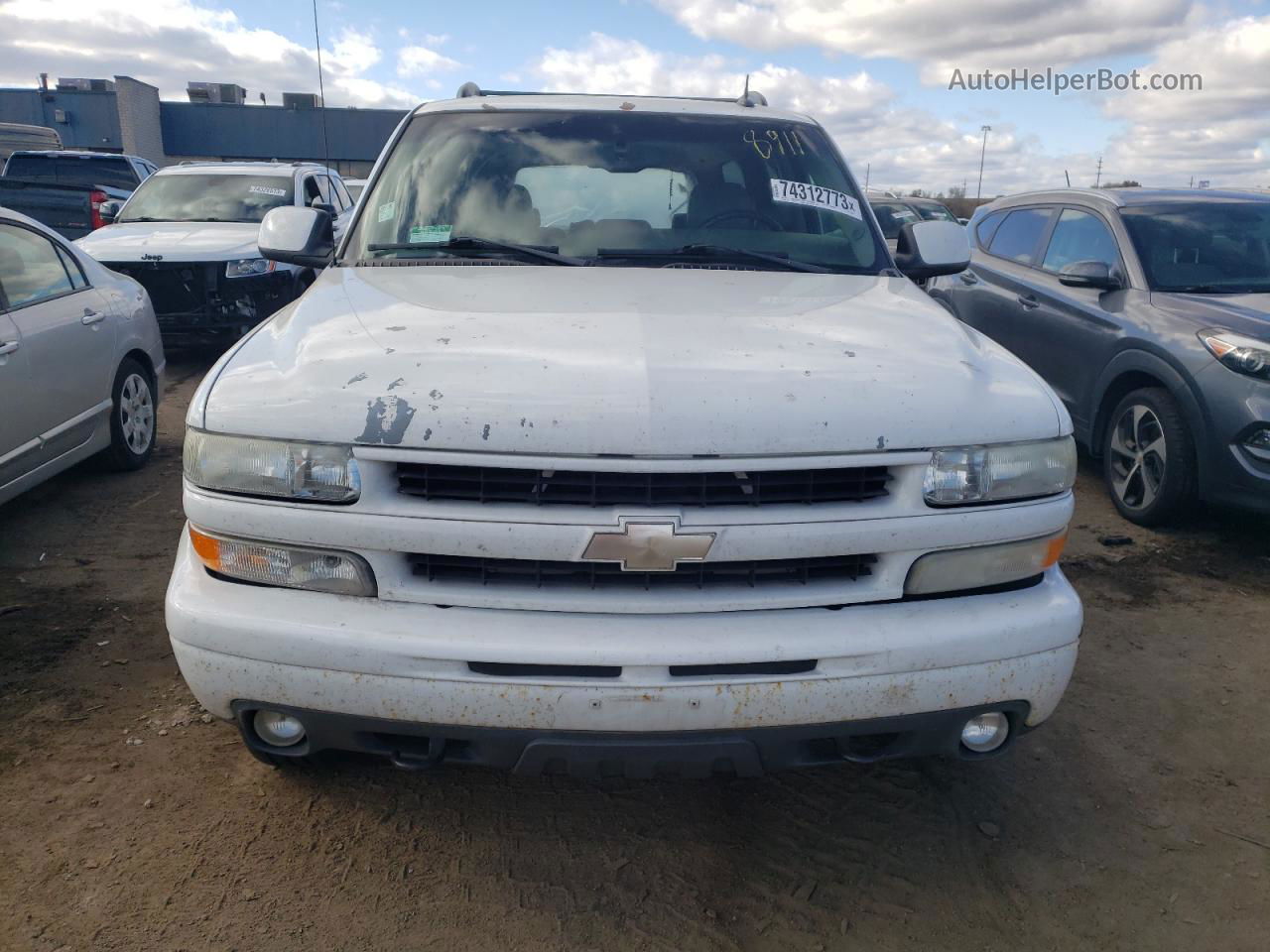 2005 Chevrolet Suburban K1500 White vin: 3GNFK16Z85G148911