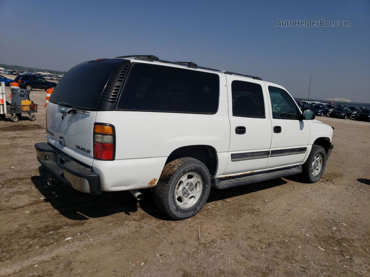 2005 Chevrolet Suburban K1500 White vin: 3GNFK16Z95G119272