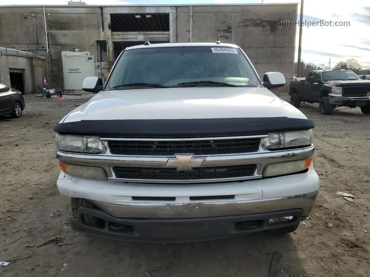 2005 Chevrolet Suburban K1500 White vin: 3GNFK16Z95G217573