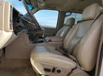 2005 Chevrolet Suburban K1500 White vin: 3GNFK16Z95G217573