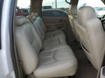 2005 Chevrolet Suburban K1500 White vin: 3GNFK16ZX5G211068