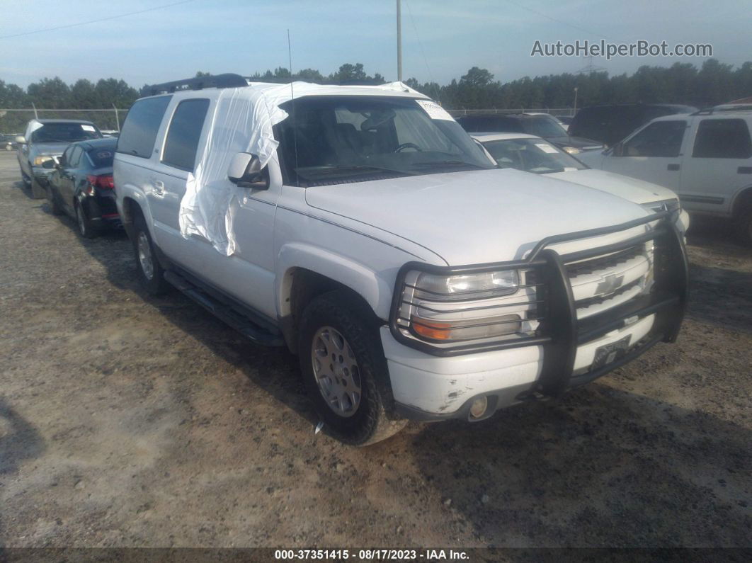 2005 Chevrolet Suburban Z71 Белый vin: 3GNFK16ZX5G224046