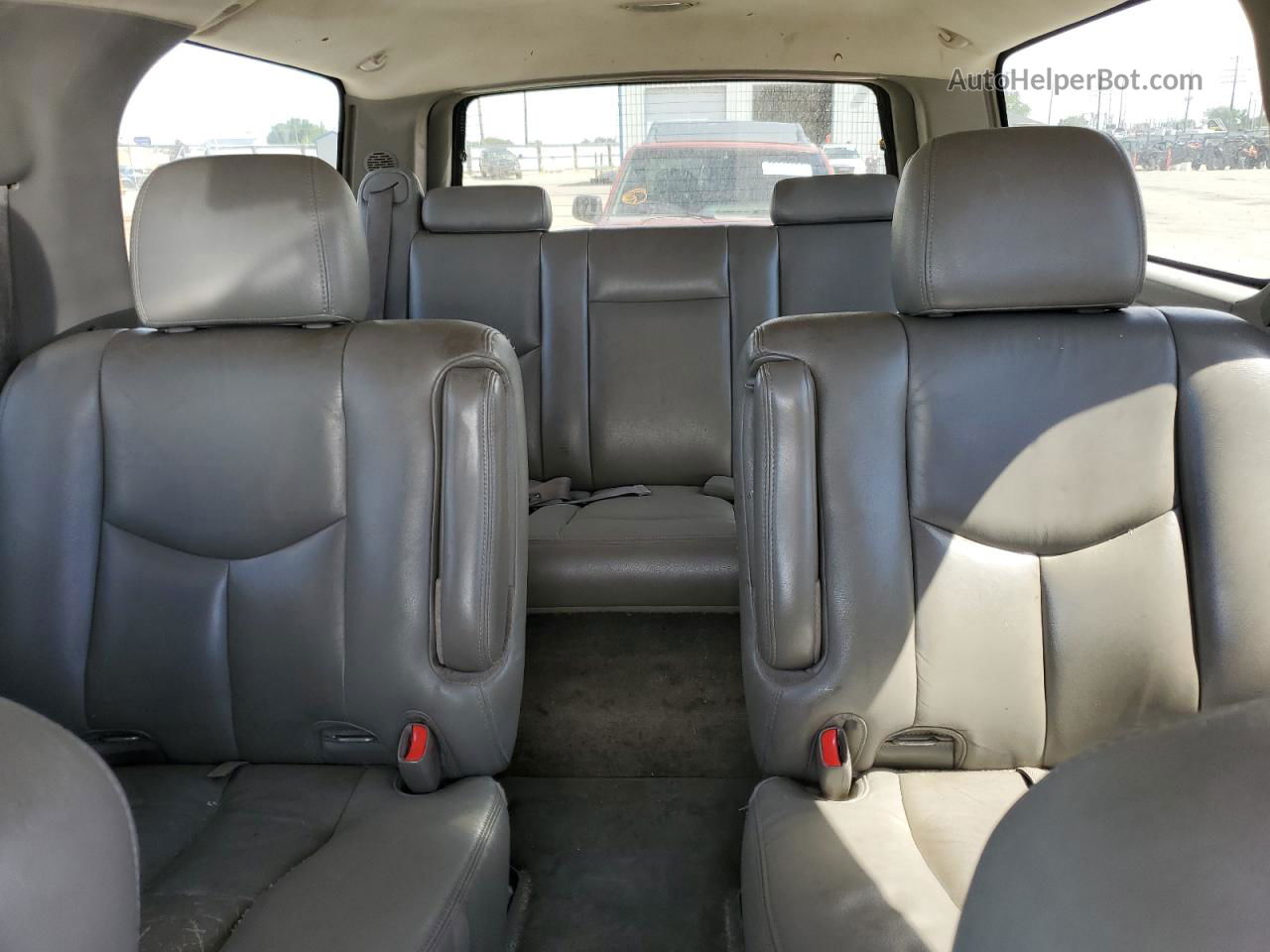 2005 Chevrolet Suburban K2500 Tan vin: 3GNGK26G45G189352