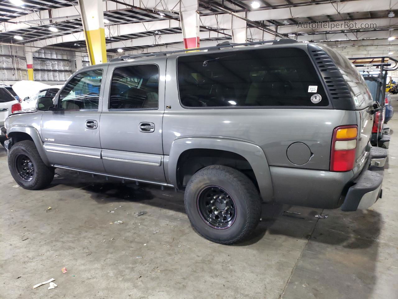 2000 Chevrolet Suburban K2500 Серый vin: 3GNGK26U2YG147174