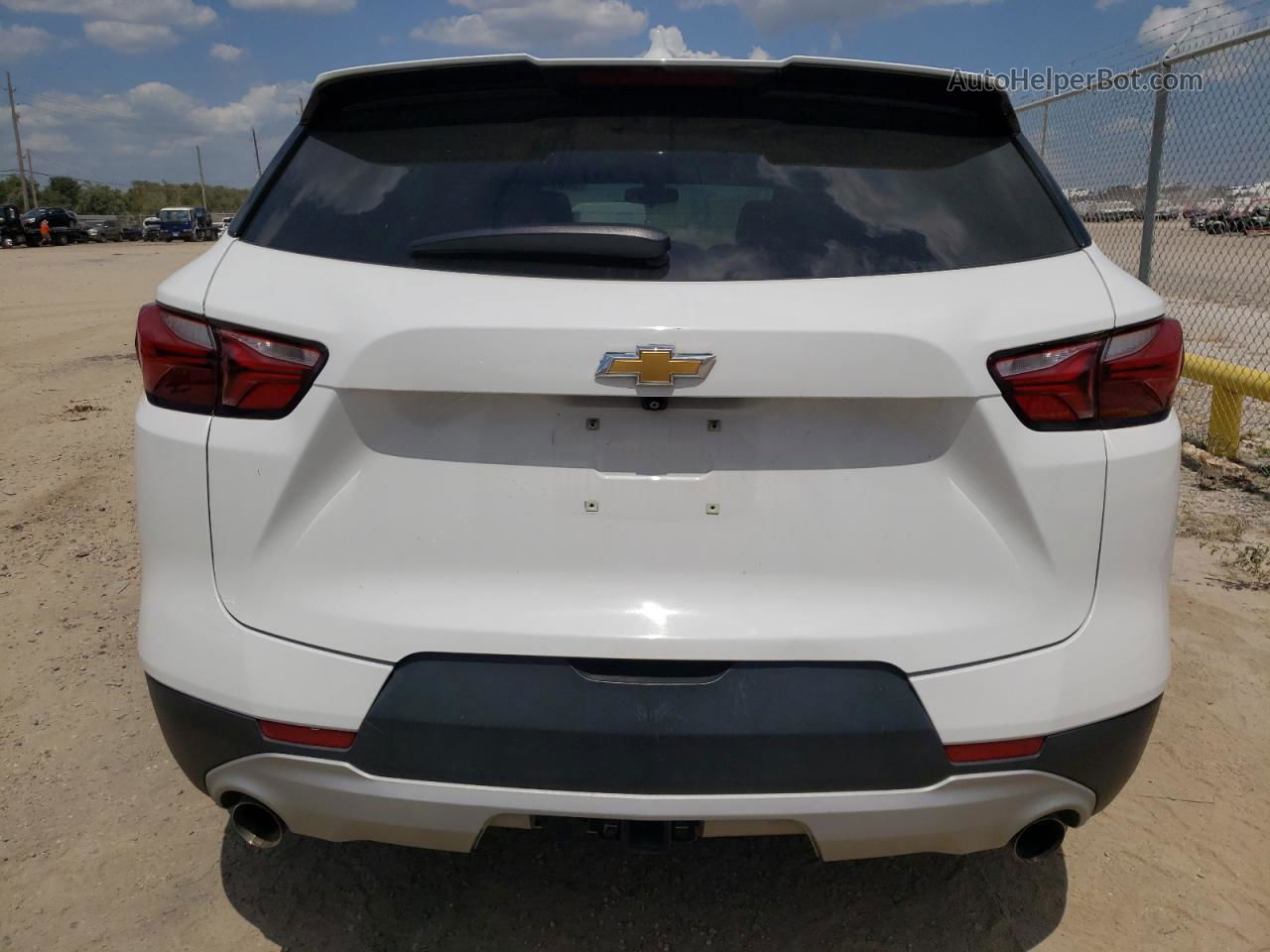 2020 Chevrolet Blazer 2lt White vin: 3GNKBHRS8LS642296