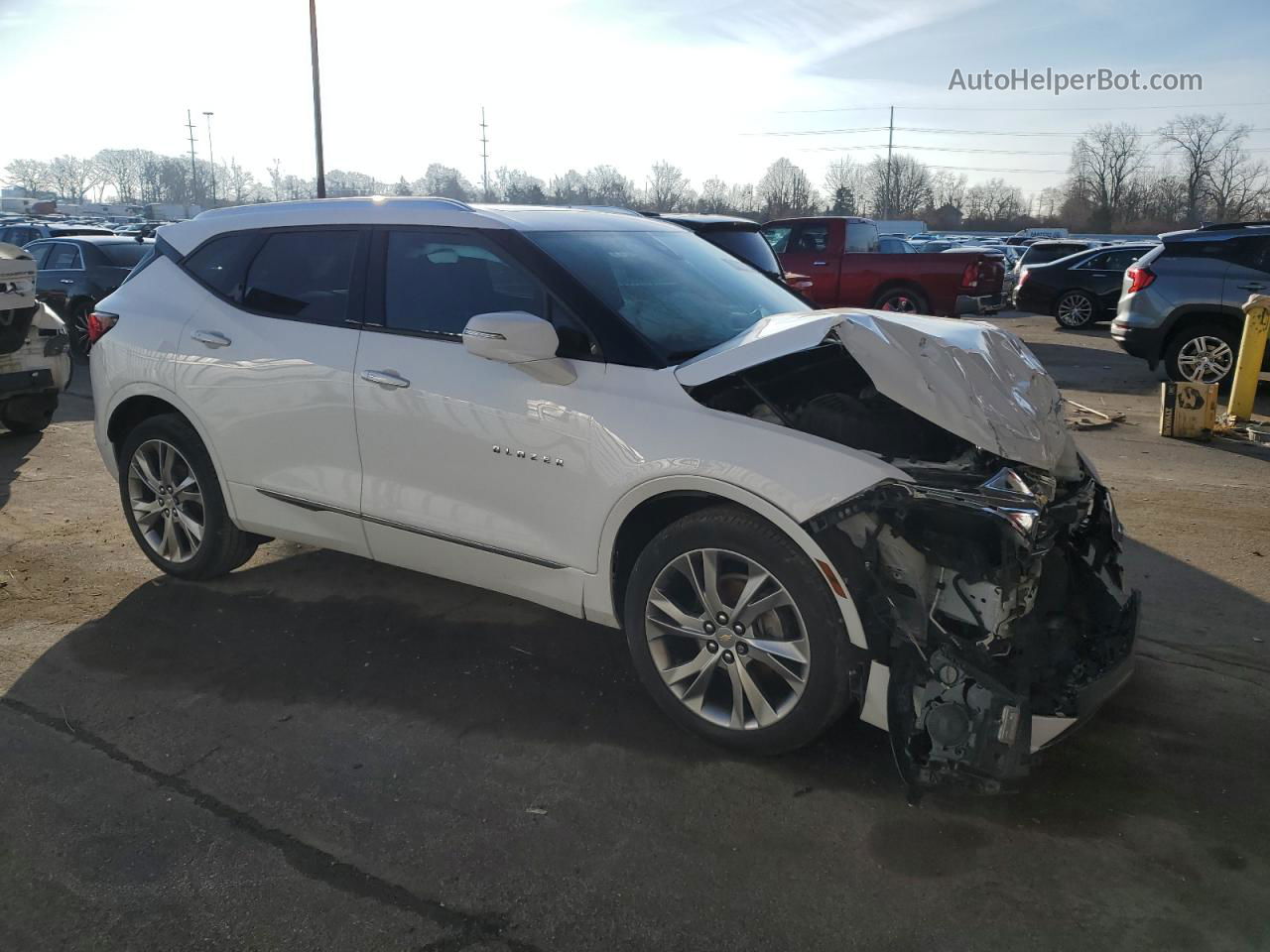 2019 Chevrolet Blazer Premier Белый vin: 3GNKBKRSXKS621431