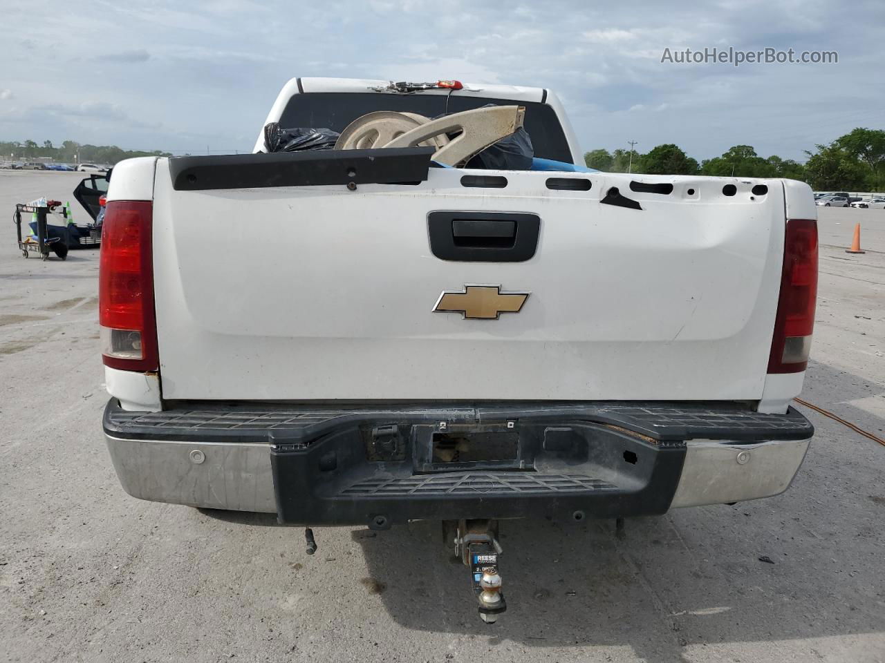 2008 Gmc Sierra K1500 White vin: 3GTEK13368G113454