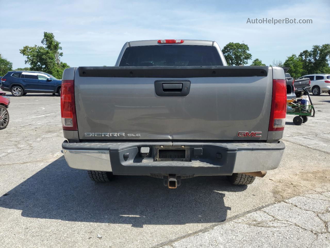 2008 Gmc Sierra K1500 Silver vin: 3GTEK13J38G212196