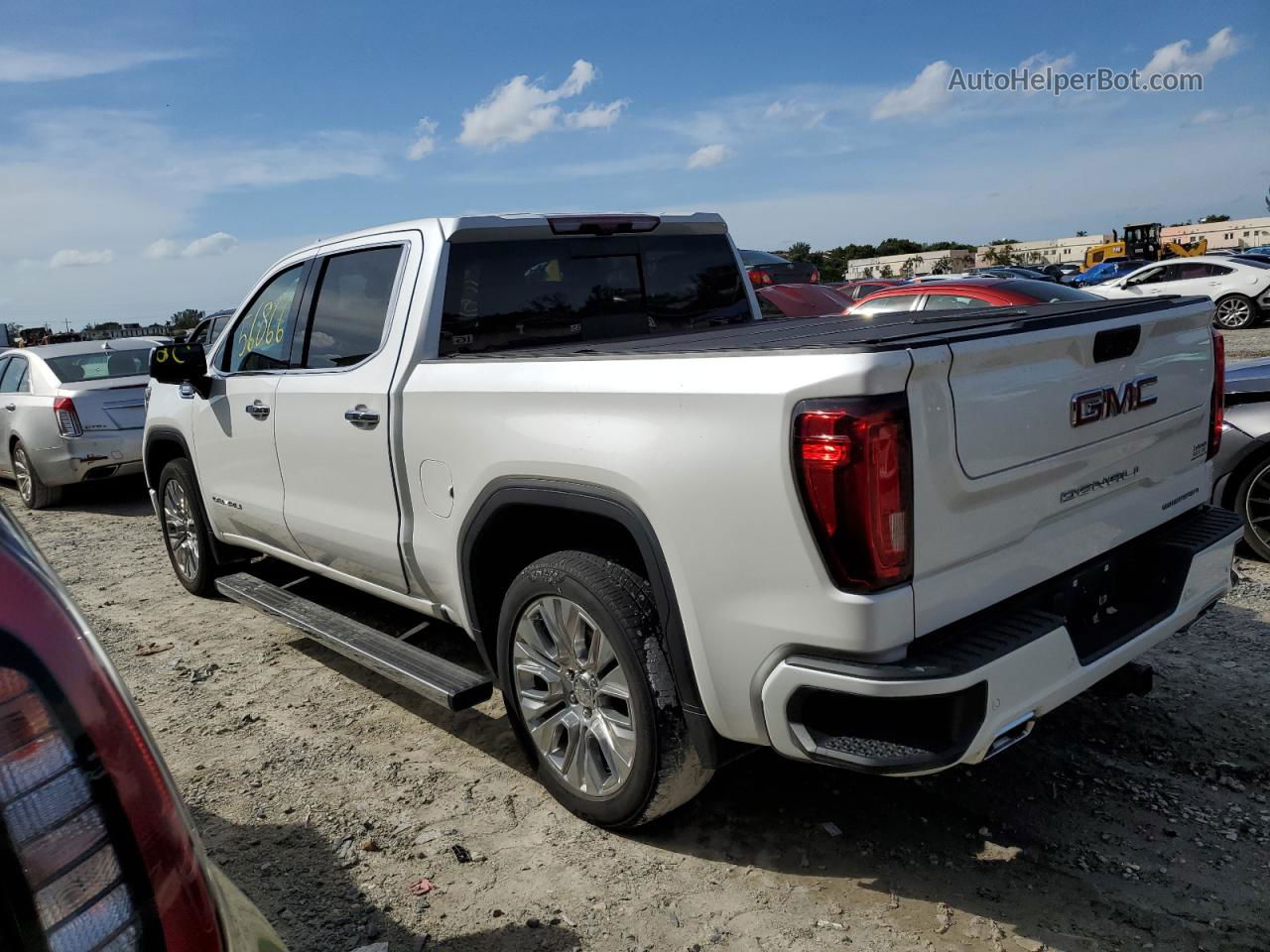 2020 Gmc Sierra K1500 Denali White vin: 3GTU9FET1LG436319