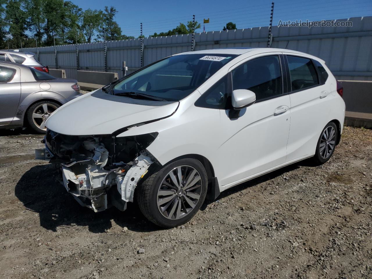 2016 Honda Fit Ex White vin: 3HGGK5H94GM704011