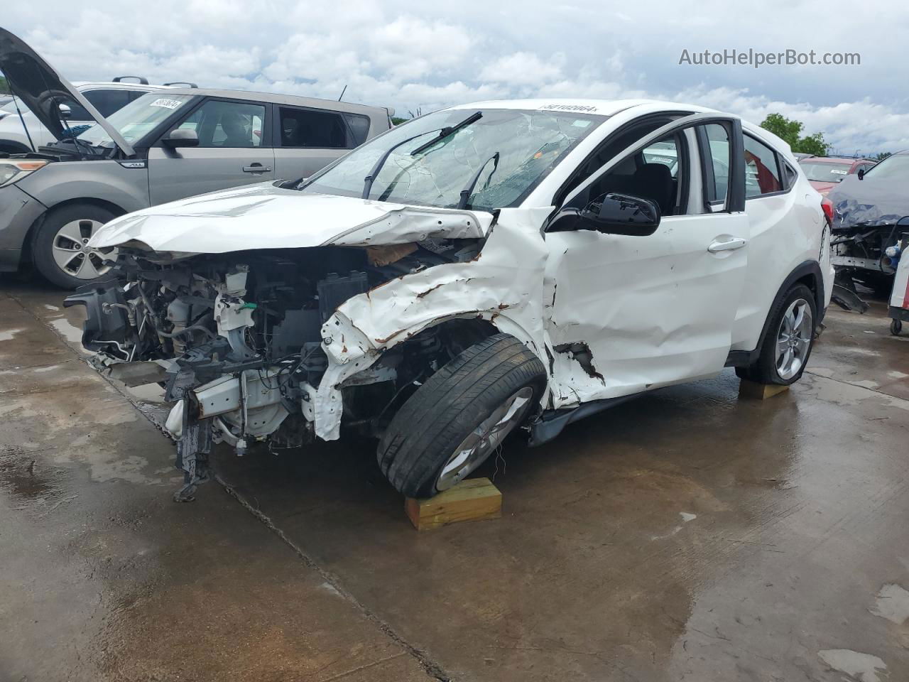 2017 Honda Hr-v White vin: 3HGRU5834HM012329