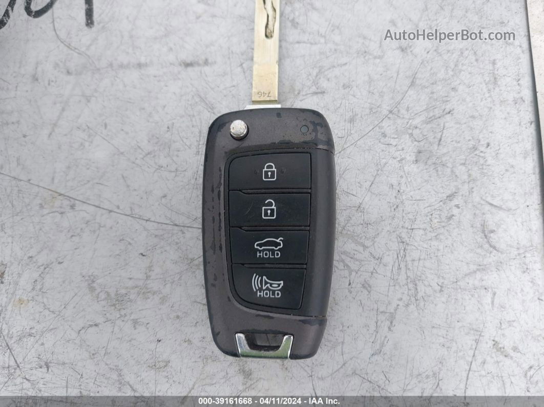 2021 Hyundai Accent Se Серебряный vin: 3KPC24A68ME128646