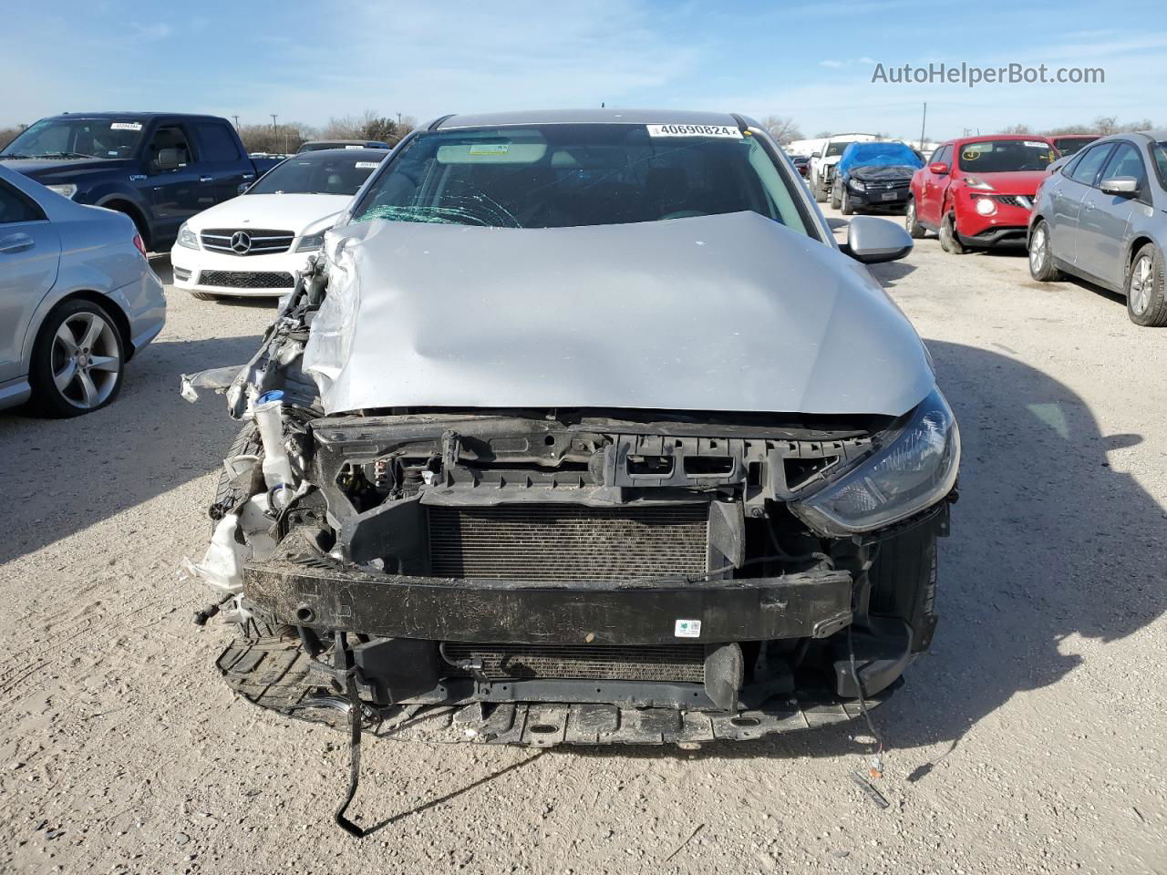 2021 Hyundai Accent Se Серебряный vin: 3KPC24A68ME133832